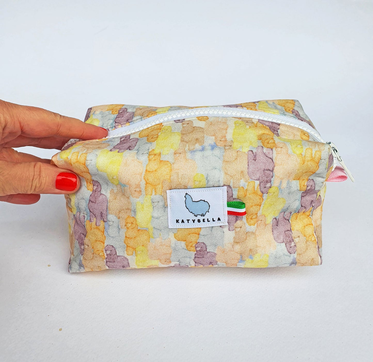 Colorful Alpacas 100% Cotton Beauty Case – Made in Italy